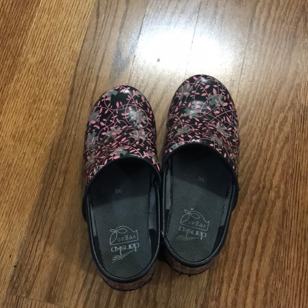 Dansko shoes